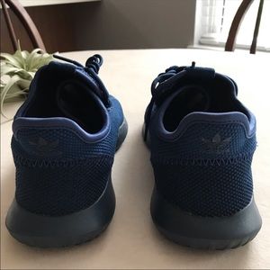 adidas ape 779001 tubular